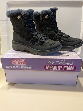 SKECHERS Sz 6.5  Navy Blue Easy Going - Moro Street Boots NIB Memory Foam Insole